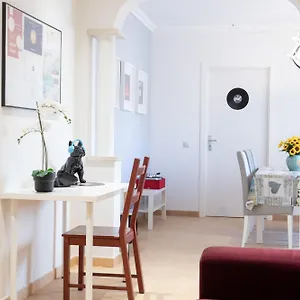 Vinyl Flat - Bed & Breakfast